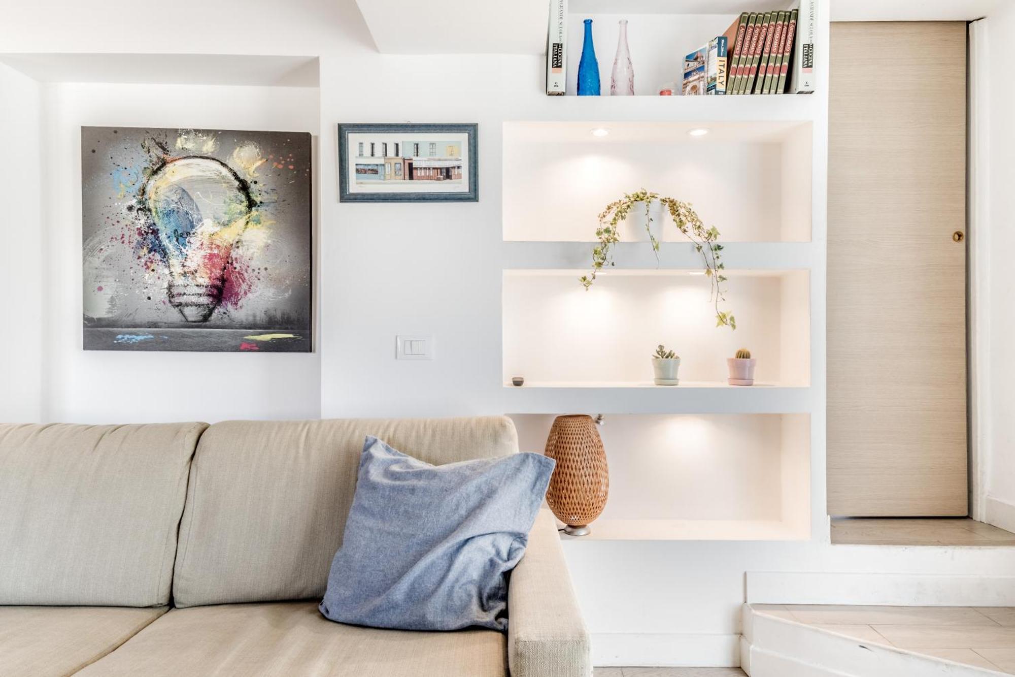 Apartamento Attico Trilocale In Zona Farnesina *